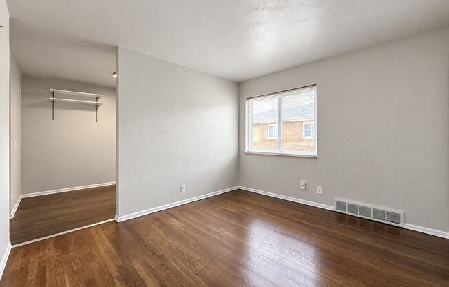 1 bed, 1 bath, 650 sqft, $895, Unit 2823-E