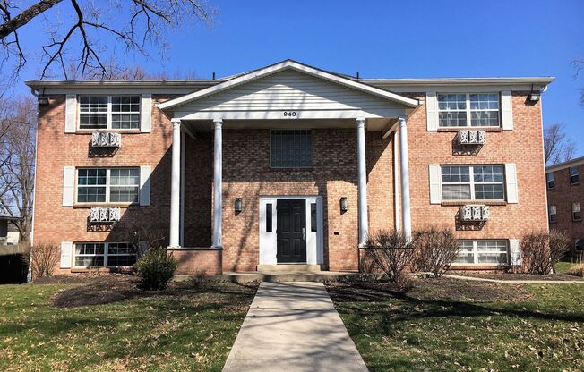 1 bed, 1 bath, 650 sqft, $825, Unit 940-12