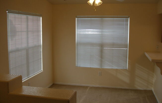 Henderson two bedroom unit for only $1295!