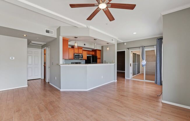 1 bed, 1 bath, $1,395, Unit UNIT 2075