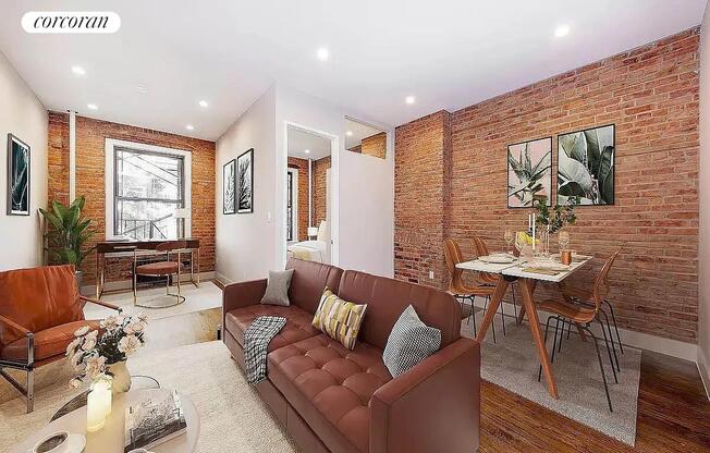 226 E 10 ST