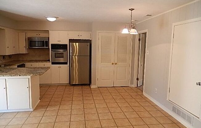 2 beds, 2 baths, $2,150