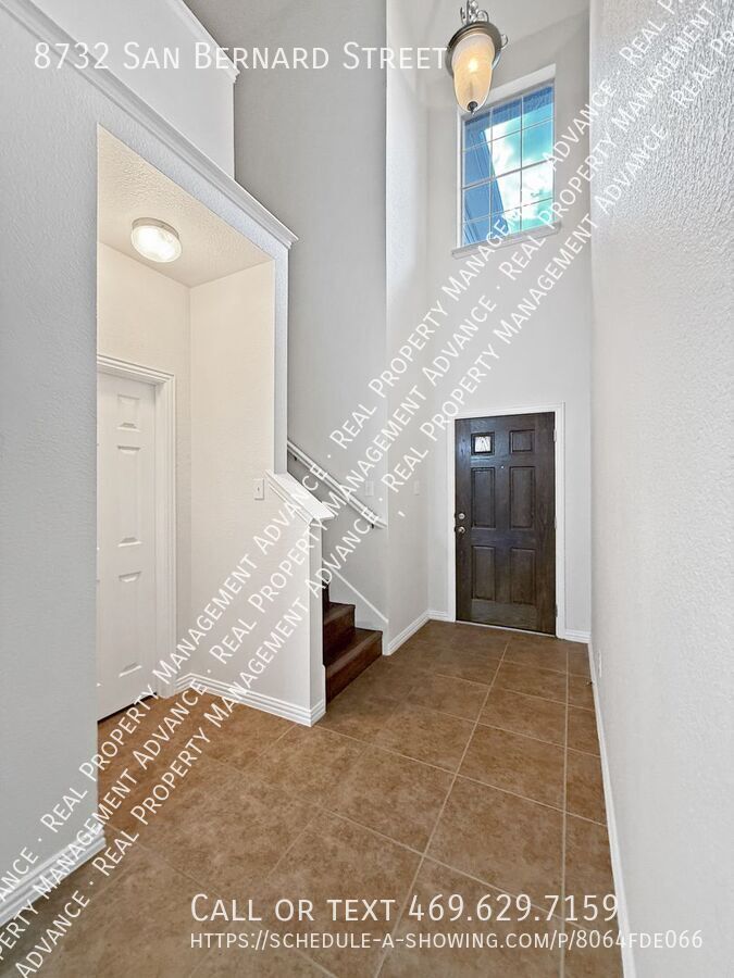 8732 SAN BERNARD ST
