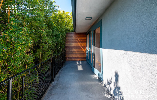 1155 N CLARK ST