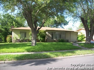 3 beds, 1 bath, $1,400