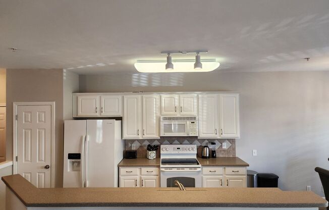 3 Bedroom 2 Bathroom Condo in Belle Vista Gated Community