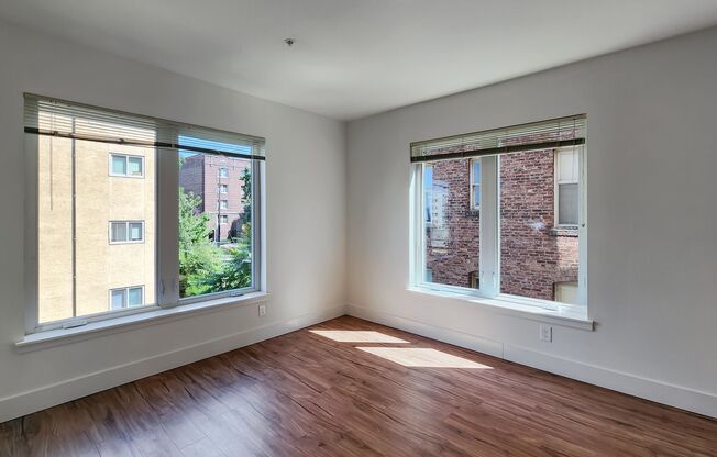 1 bed, 1 bath, 703 sqft, $2,625, Unit 505