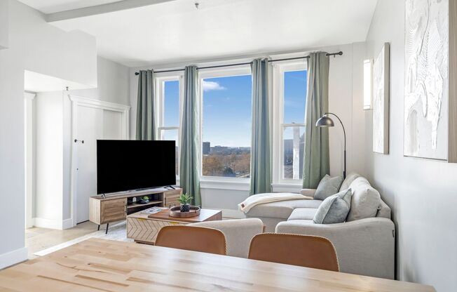 1 bed, 1 bath, 641 sqft, $1,299, Unit Unit 217