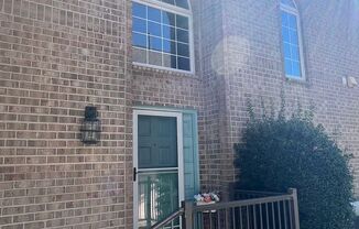 3 beds, 2.5 baths, $2,895