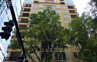 230 S Tryon Street