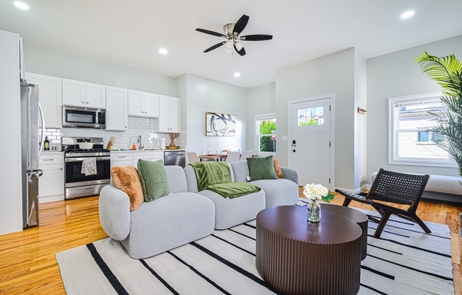 28 30 CHESTNUT
