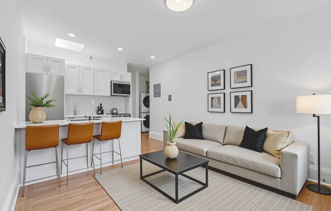 62 CLARK ST