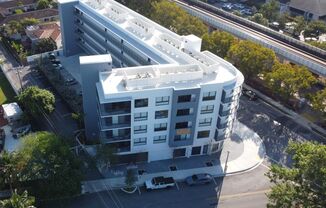 1 bed, 1 bath, 682 sqft, $2,398, Unit 401