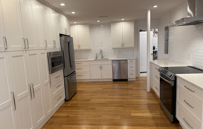 82 LANCASTER RD