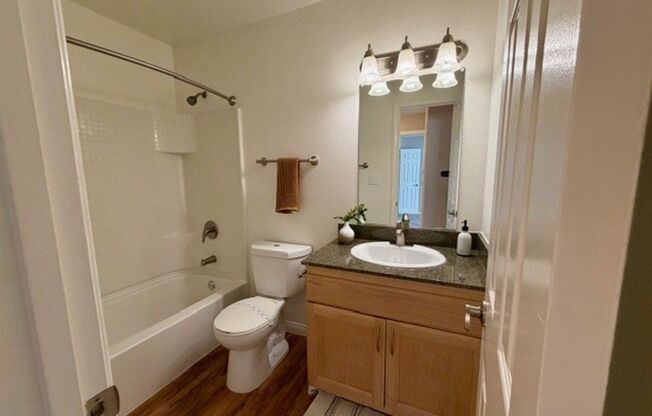 2 beds, 1.5 baths, 1,058 sqft, $3,010, Unit 2M02