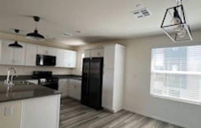 MUST SEE 3 Bedroom Home near Lone Mountain!