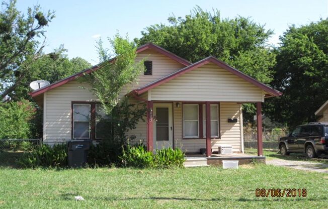 2 Bedroom House Available in OKC