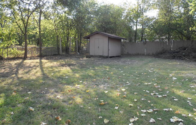 Cute Home Close to Restaurants and Shopping
