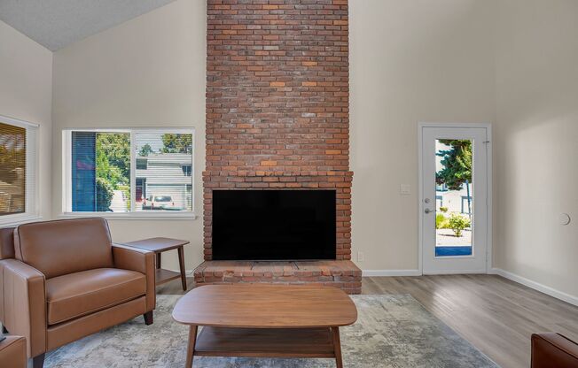 2 beds, 1.5 baths, 1,050 sqft, $2,049, Unit 214-772A