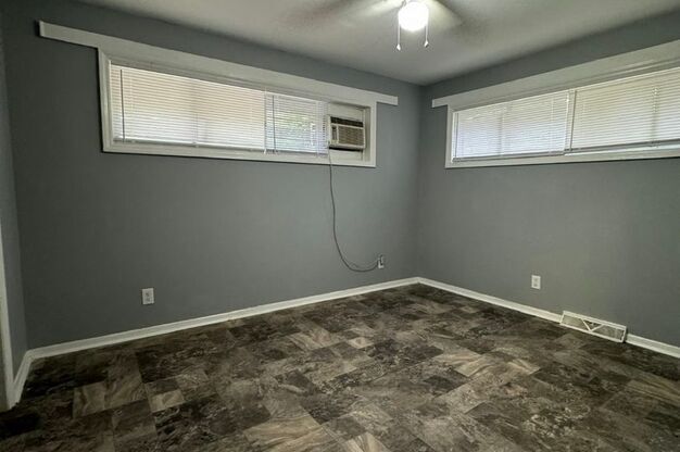 534 CAMROSE DR