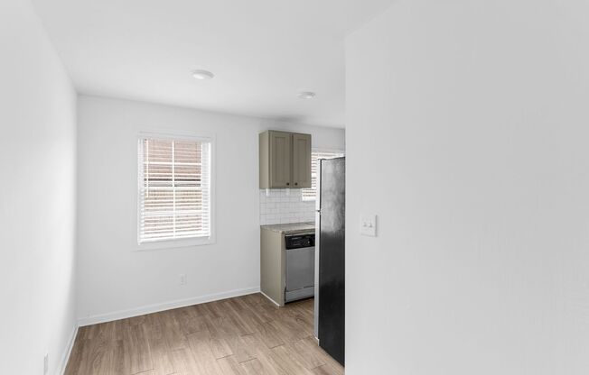 1 bed, 1 bath, 625 sqft, $1,075, Unit B3