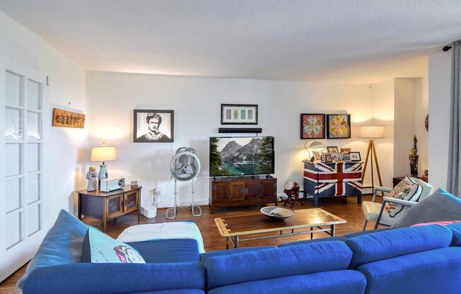 2 beds, 1 bath, $2,499, Unit Unit 414N