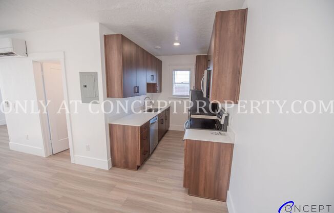 Studio, 1 bath, 435 sqft, $1,049, Unit 22