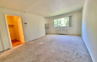 4570 MacArthur Blvd., NW #203