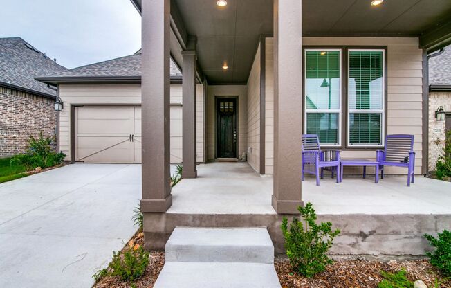 Lakeside living (New Development) on the shores of Lake Ray Hubbard in a 3 bedroom 2 bath house