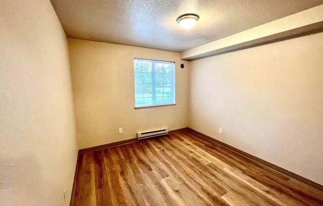 1 bed, 1 bath, 535 sqft, $1,350, Unit 1-105