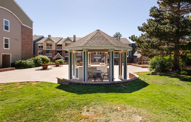 the gazebo at the preserve at ballantyne commons