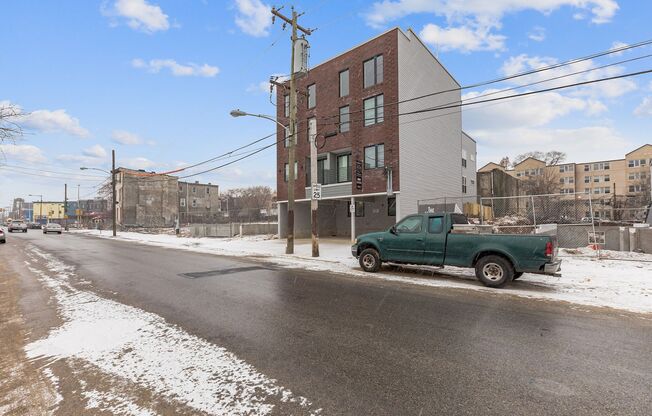 Beautiful North Brewerytown Apartment Community