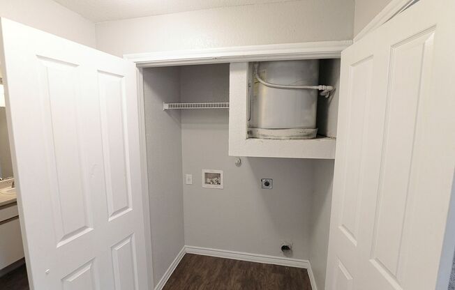 1 bed, 1 bath, 715 sqft, $1,051
