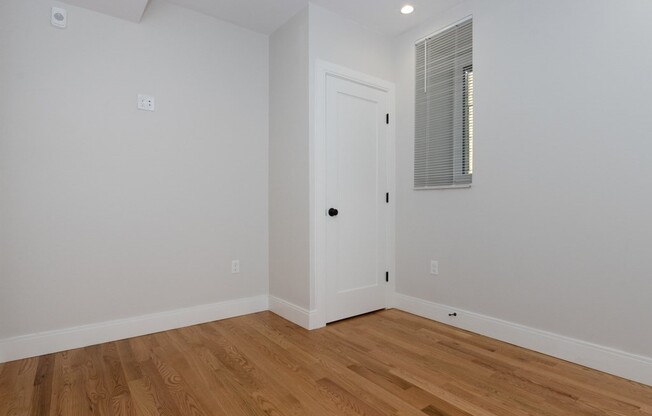 5 TOVAR ST