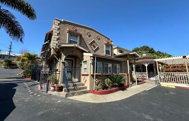 10701 San Pablo Ave