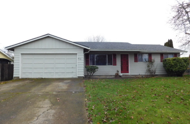 3Bd/2Ba Single Story House - For viewing!