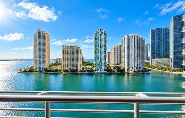 2 beds, 2 baths, $3,900, Unit # 1601