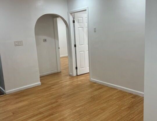 2 beds, , $2,800