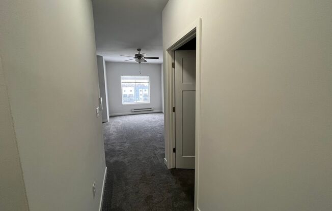 2 beds, 2.5 baths, 1,332 sqft, $1,995, Unit Lime 314