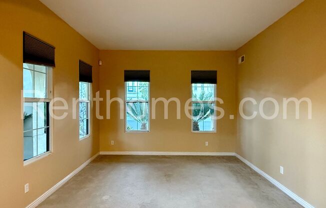 Carmel Valley, 13280 Evening Sky Ct - Beautiful Home on Corner Lot!
