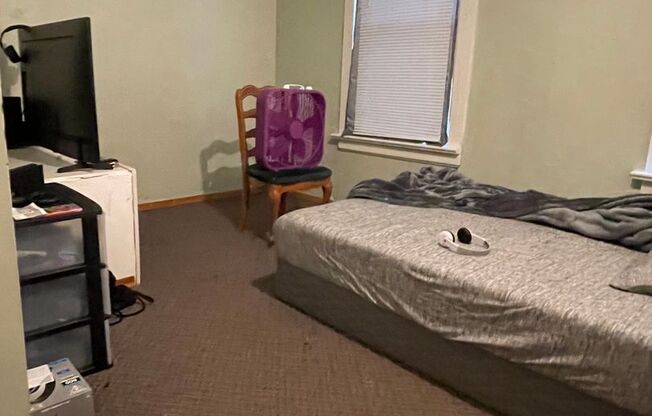 2 Bedroom Near Campus