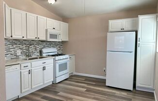 2 beds, 1 bath, $1,150