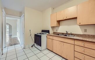 3 beds, 1 bath, 1,300 sqft, $1,749, Unit 03