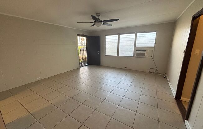 1018 Hoawa Ln