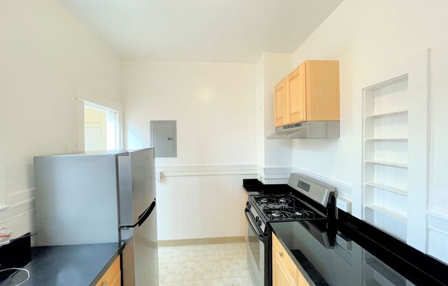 1 bed, 1 bath, 543 sqft, $2,895, Unit 12