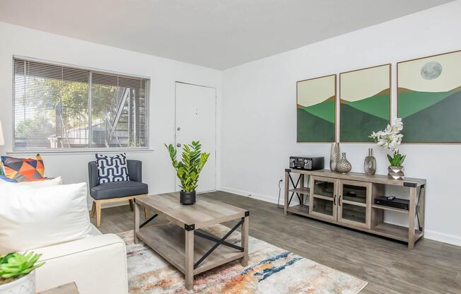 1 bed, 1 bath, 656 sqft, $1,250