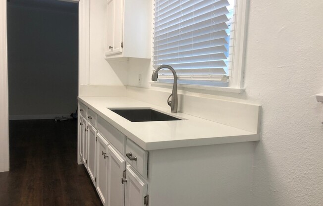 Studio, 1 bath, 520 sqft, $1,550, Unit 313 1/2