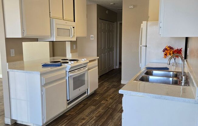 Heights Square 2-3 Bedroom 2 Bath