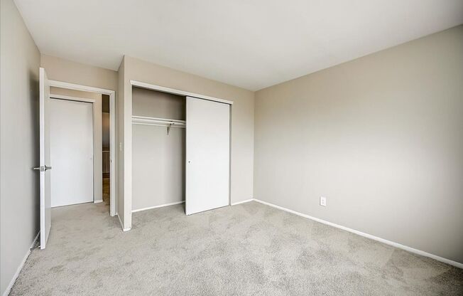 3 beds, 1.5 baths, 1,050 sqft, $1,850, Unit 4610-5
