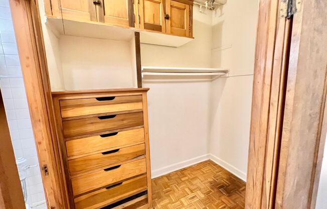 Studio, 1 bath, 300 sqft, $1,445, Unit 644-103